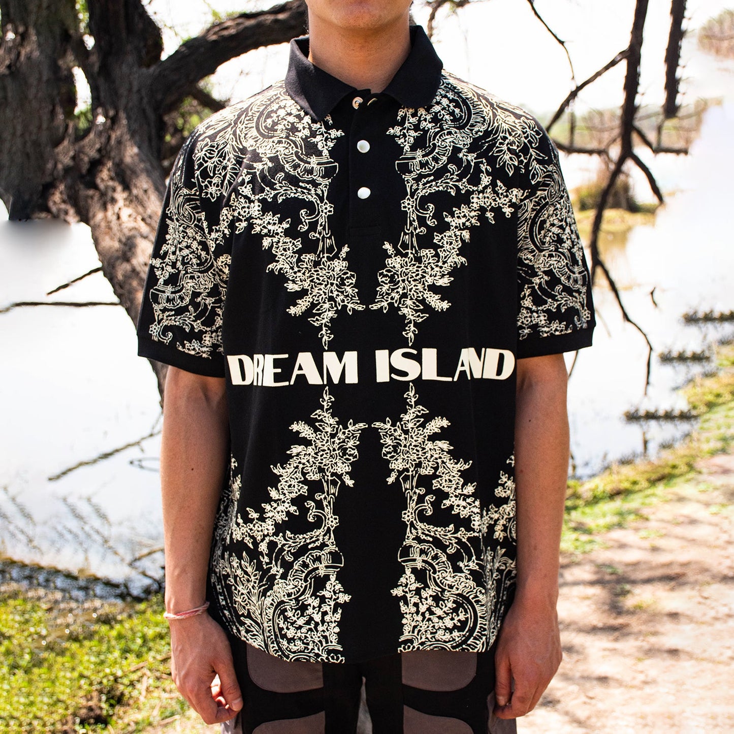 Dream Island RENAISSANCE POLO T-SHIRT - BLACK