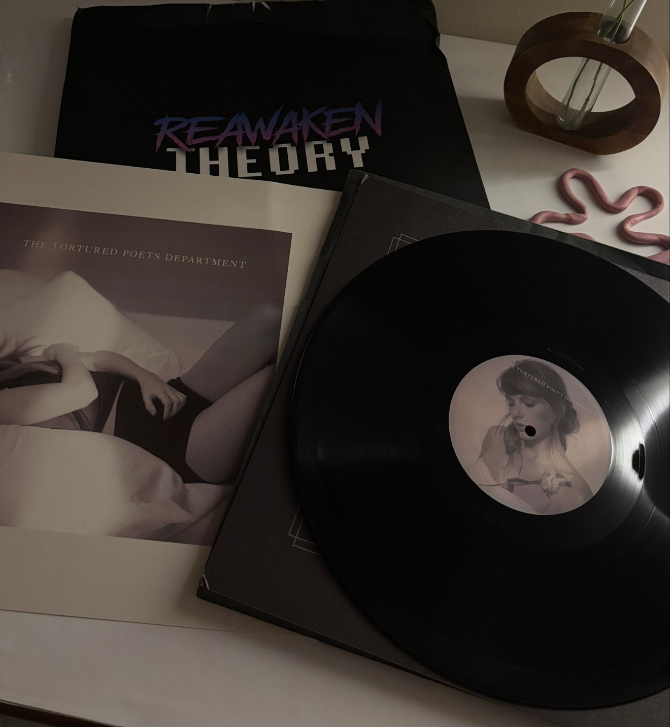VINYL RECORDS - TAYLOR SWIFT