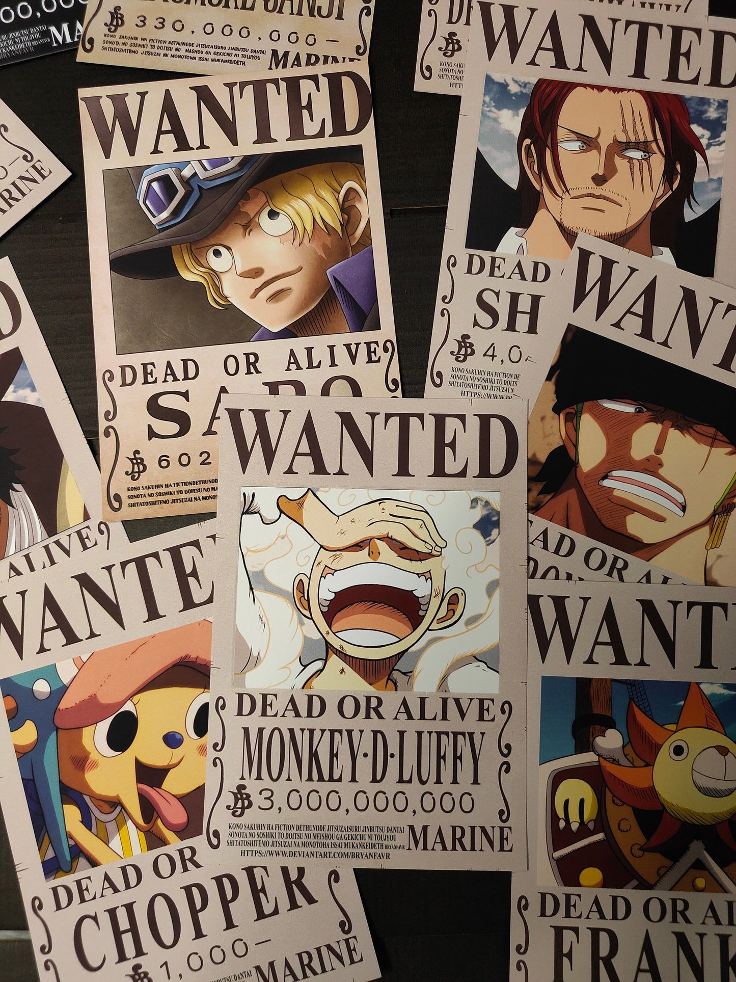 ONE PIECE WANTED POSTERS - WALL COLLAGE POSTERS
