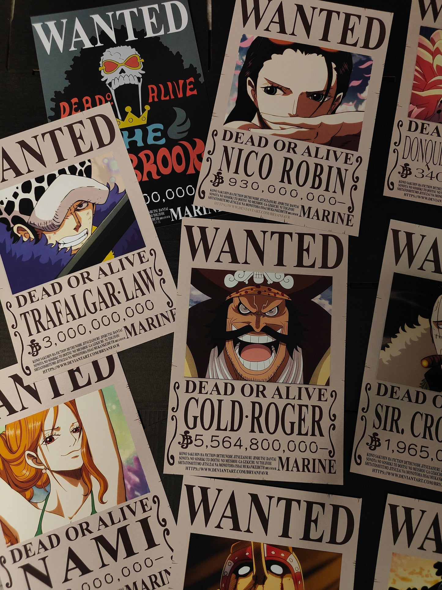 ONE PIECE WANTED POSTERS - WALL COLLAGE POSTERS