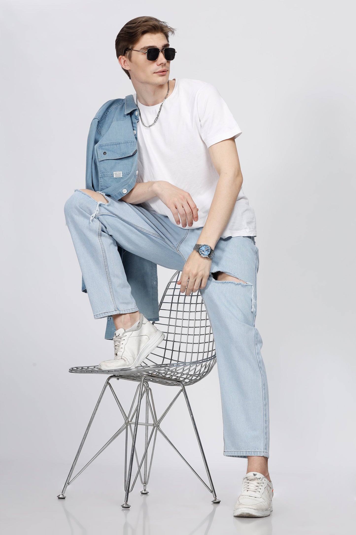 Knee- Slit Baggy Jeans- Light Blue