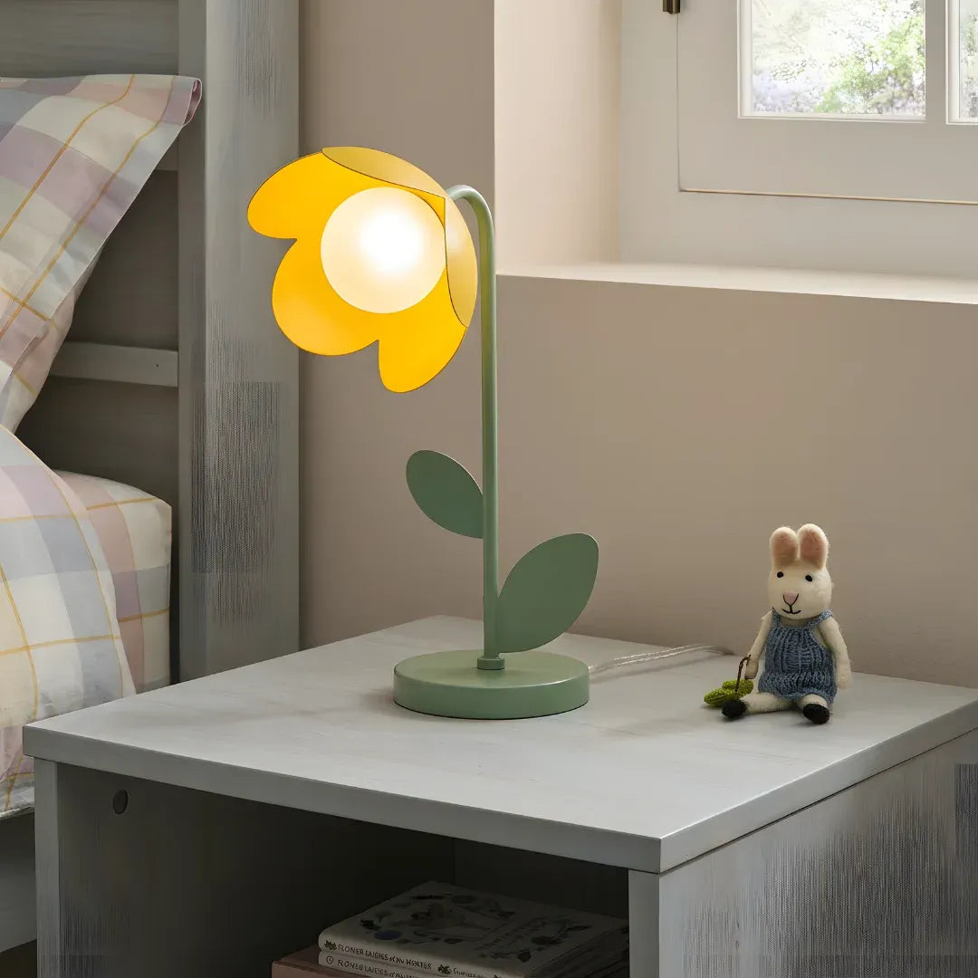 Petal Bloom Table Lamp