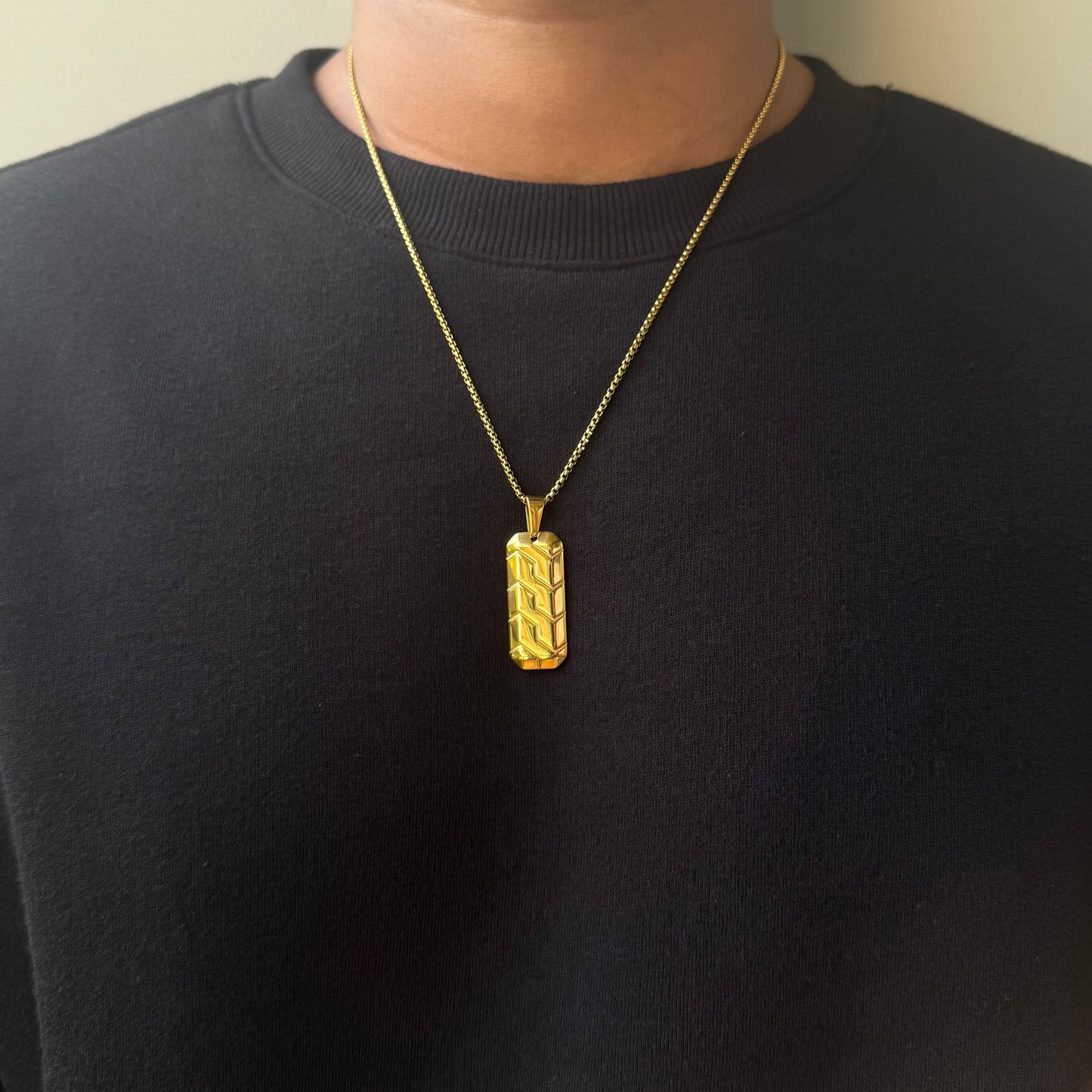 CIPHER PENDANT WITH CHAIN (GOLD)