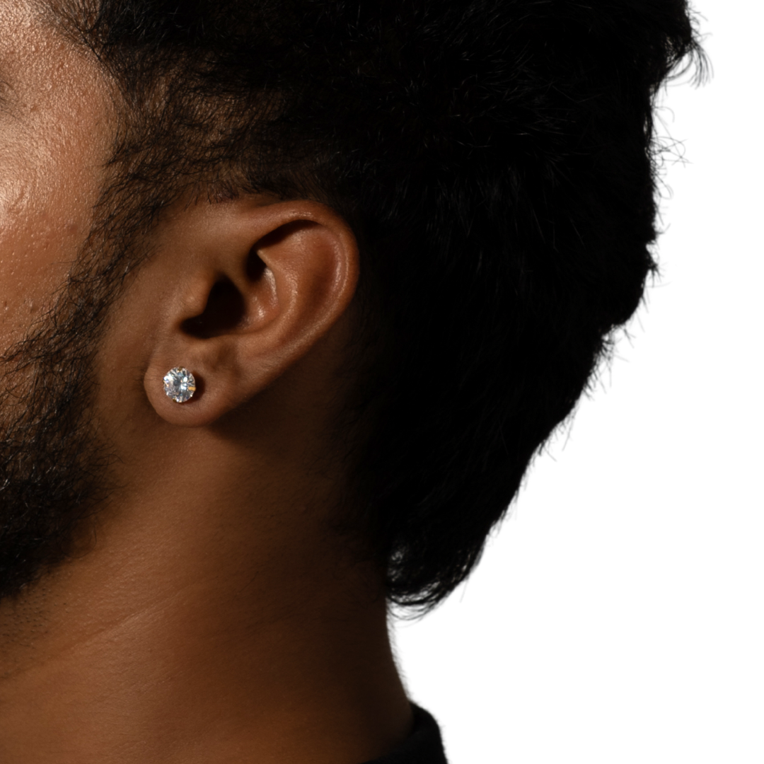 SOLITAIRE STUD - (8MM GOLD PIERCED)