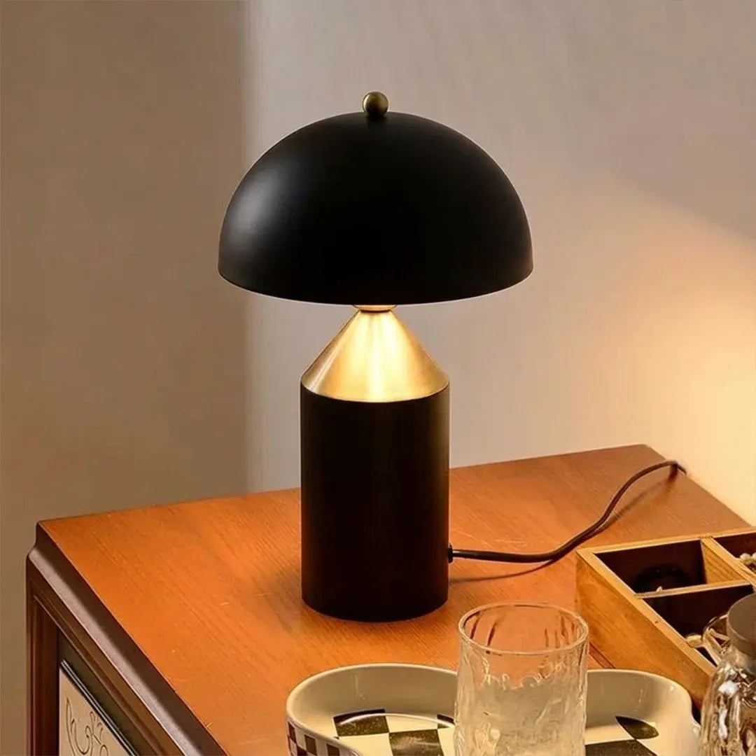 Cone Pagen Table Lamp
