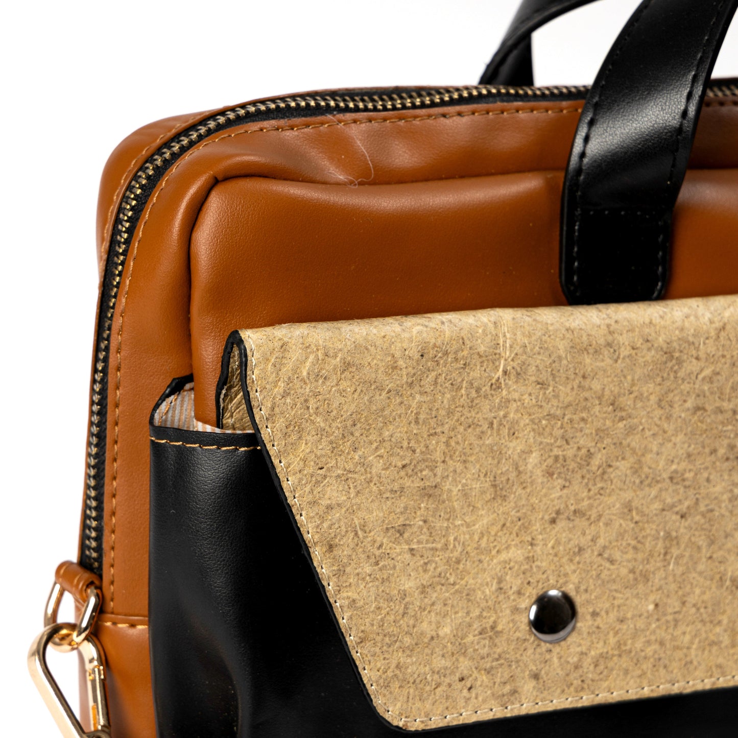 Willow Vegan Leather Laptop Sleeve – Black