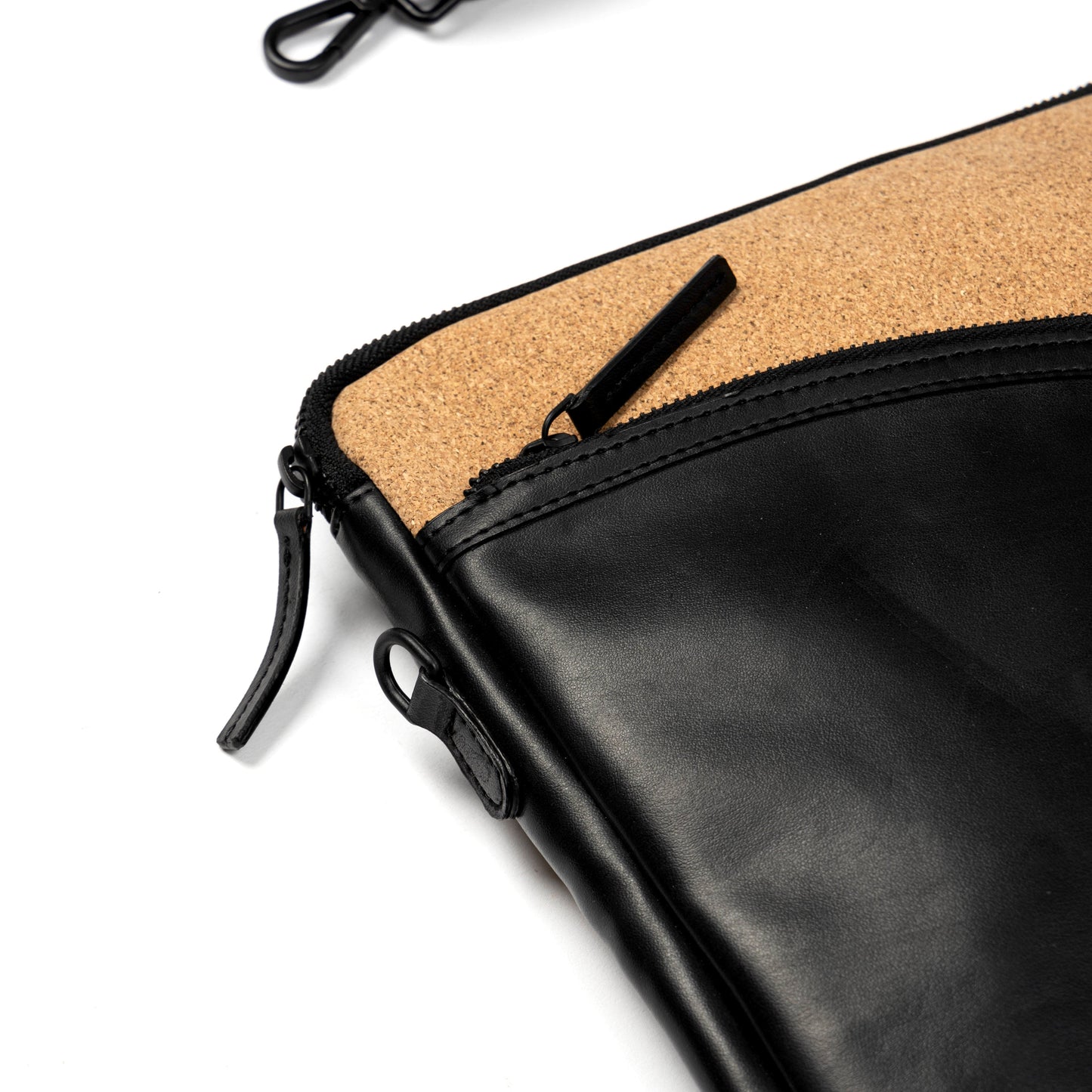 Acacia Vegan Leather Laptop Sleeve - Black