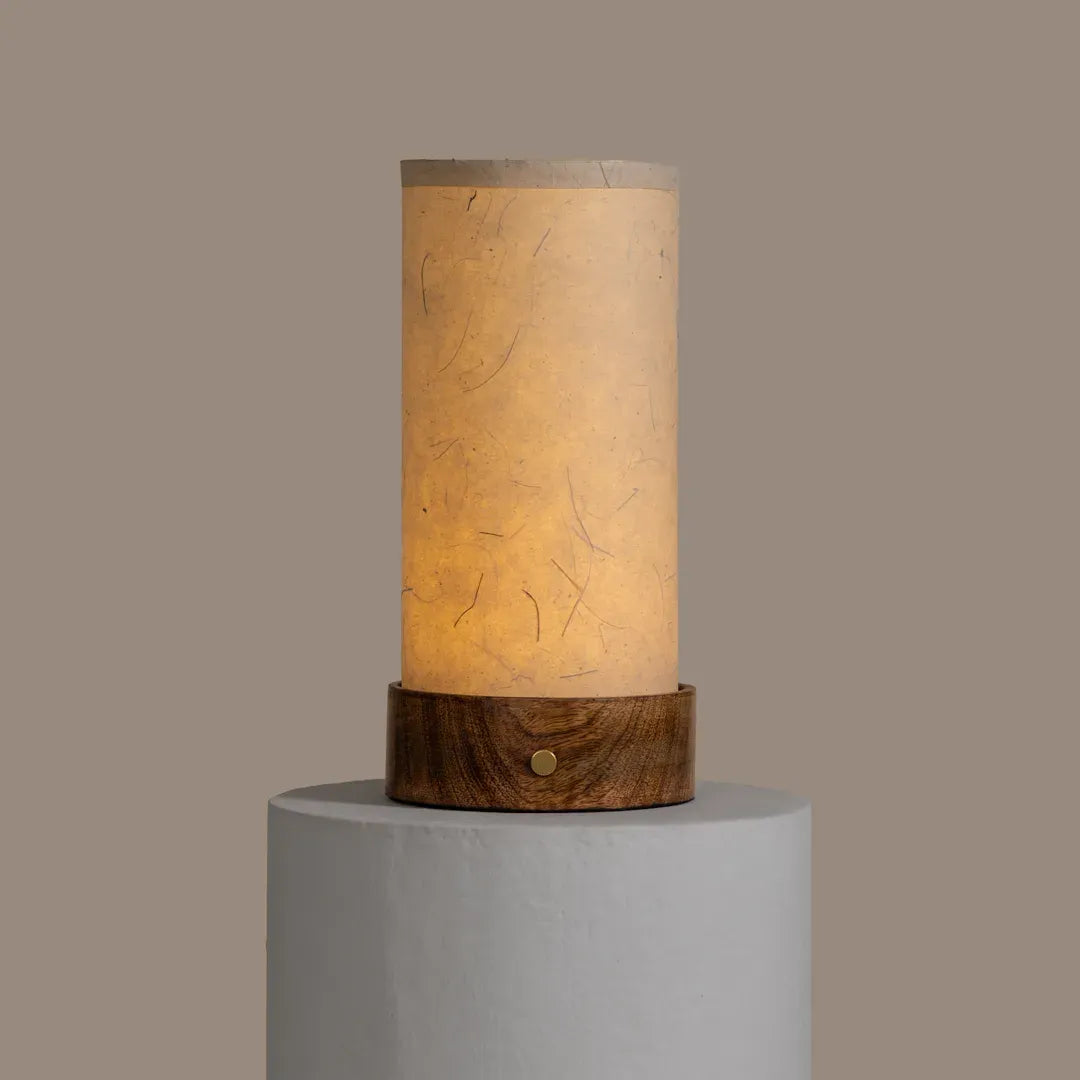 Magnus Touch Table Lamp