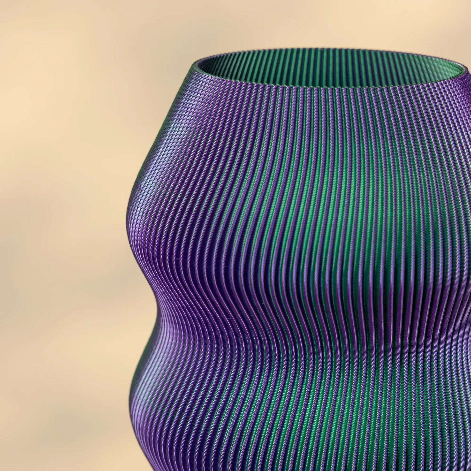 Phantom Vase GP