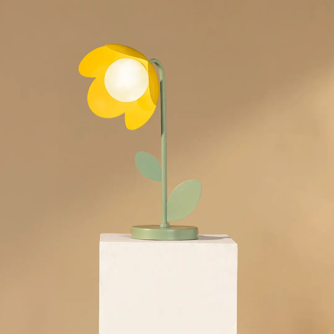 Petal Bloom Table Lamp
