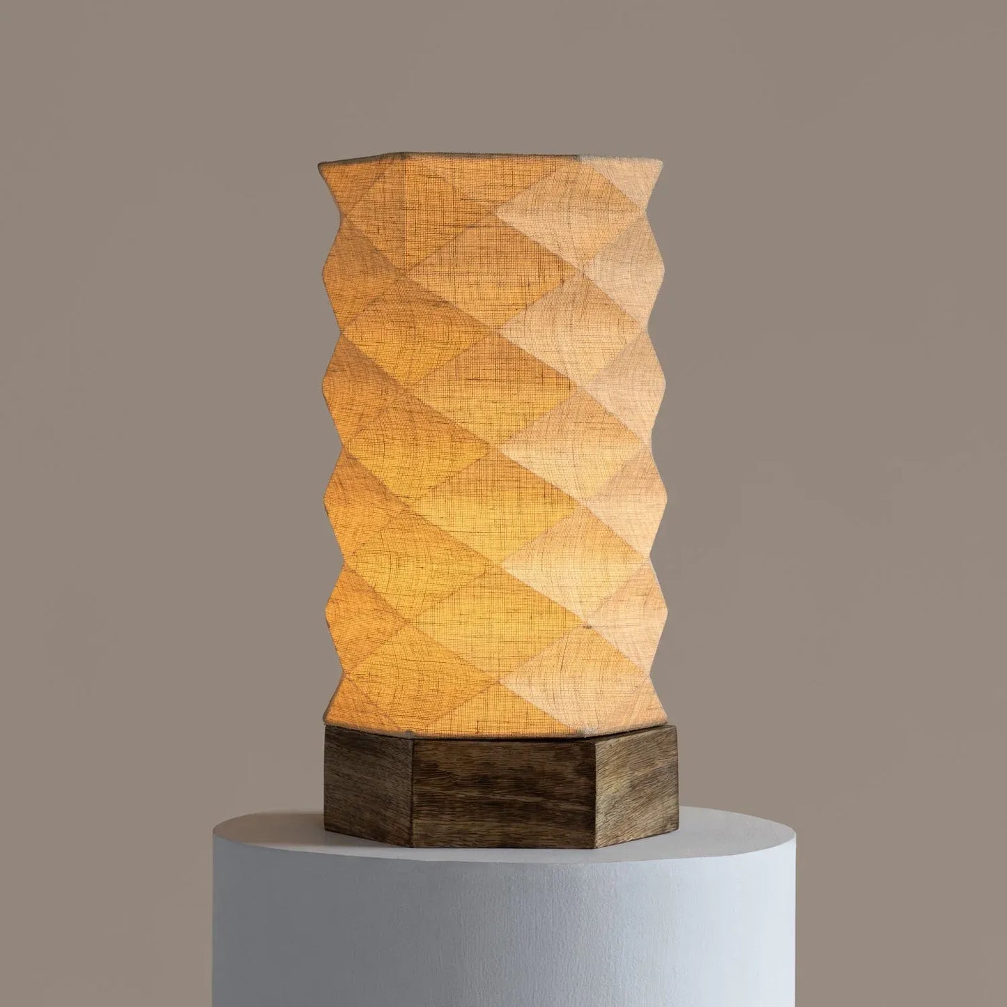 Lumi Hexa Table Lamp