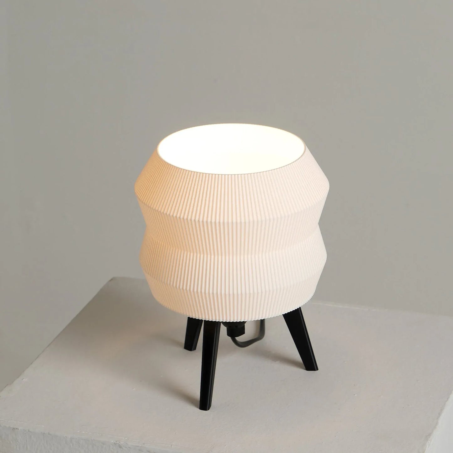 Echo Table Lamp
