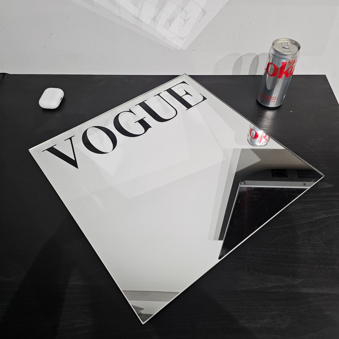 VOGUE MIRROR
