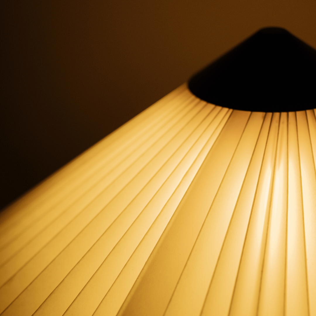 Wavy Floor Lamp