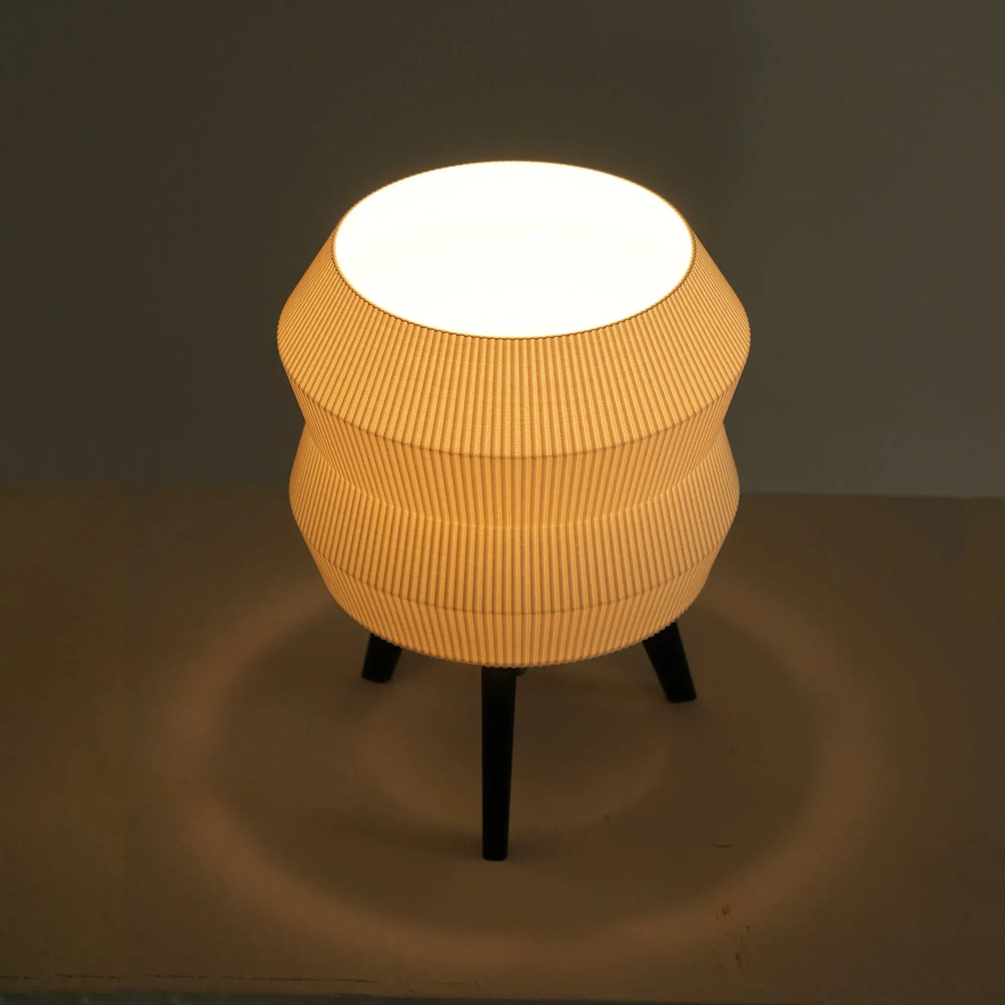 Echo Table Lamp