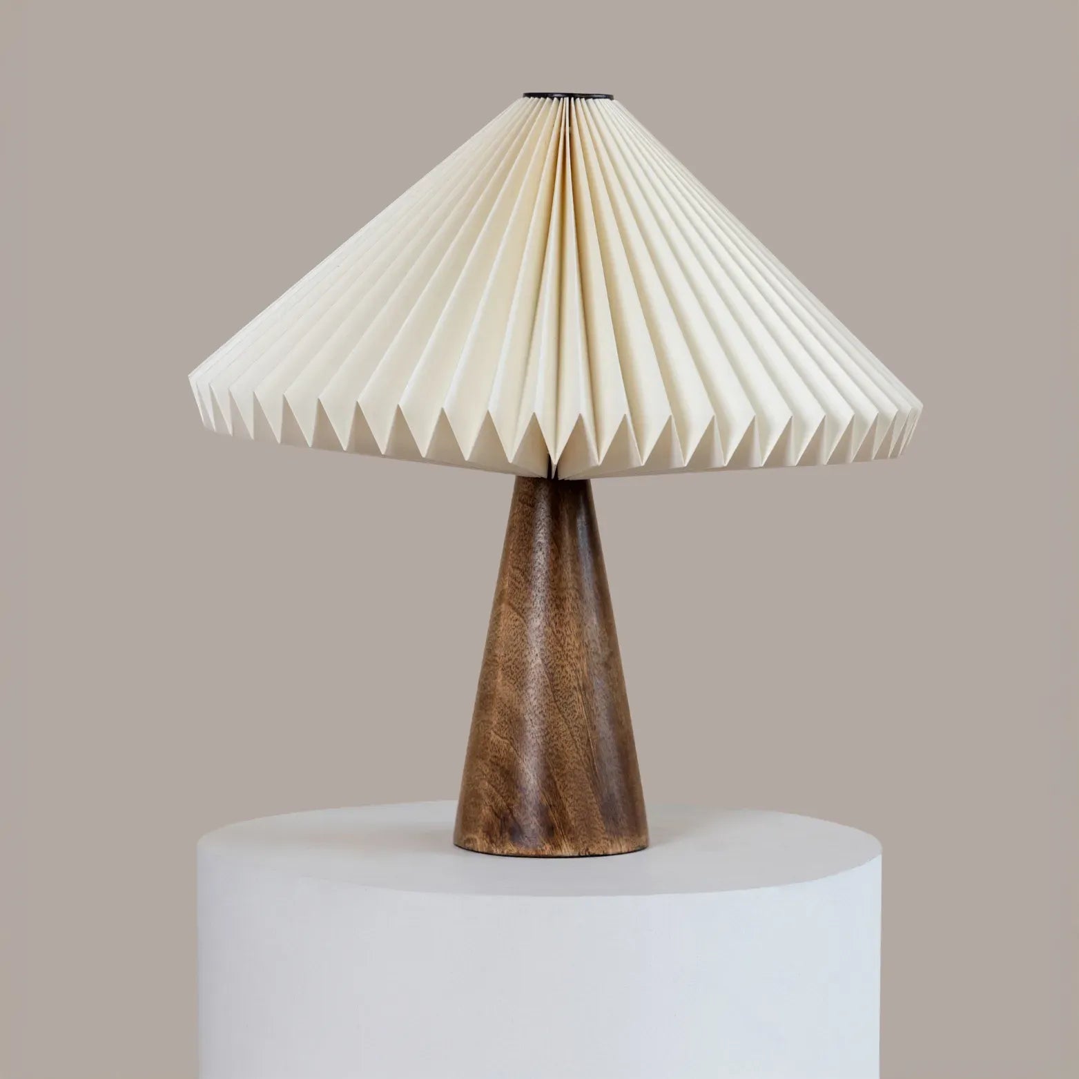 Ballet Table Lamp