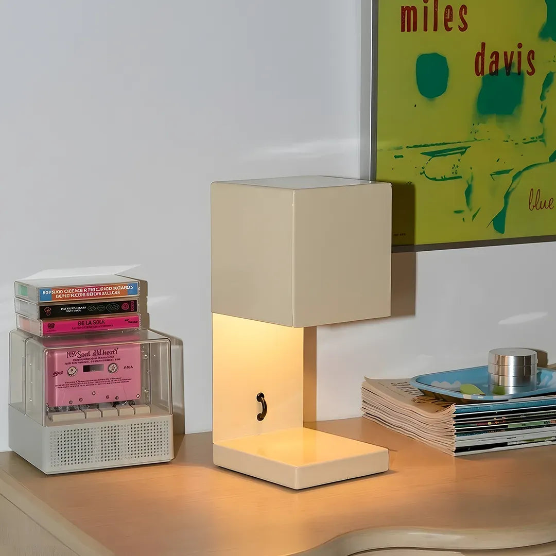 Fold Cube Table Lamp