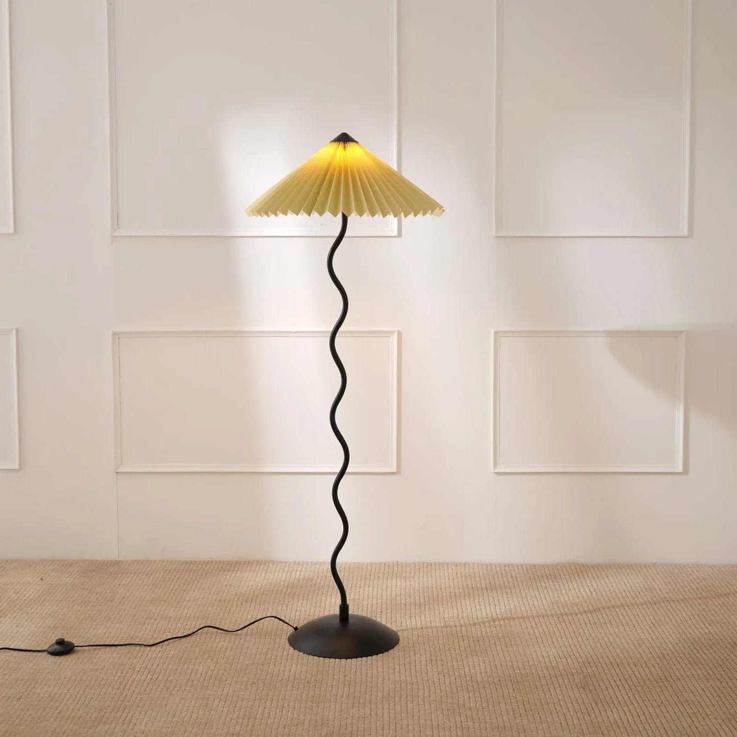 Wavy Floor Lamp