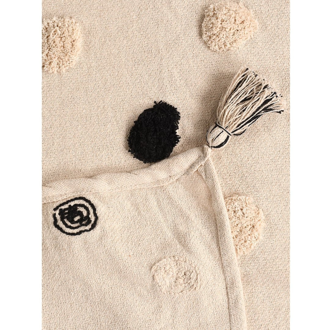 Pataka Polka Throw