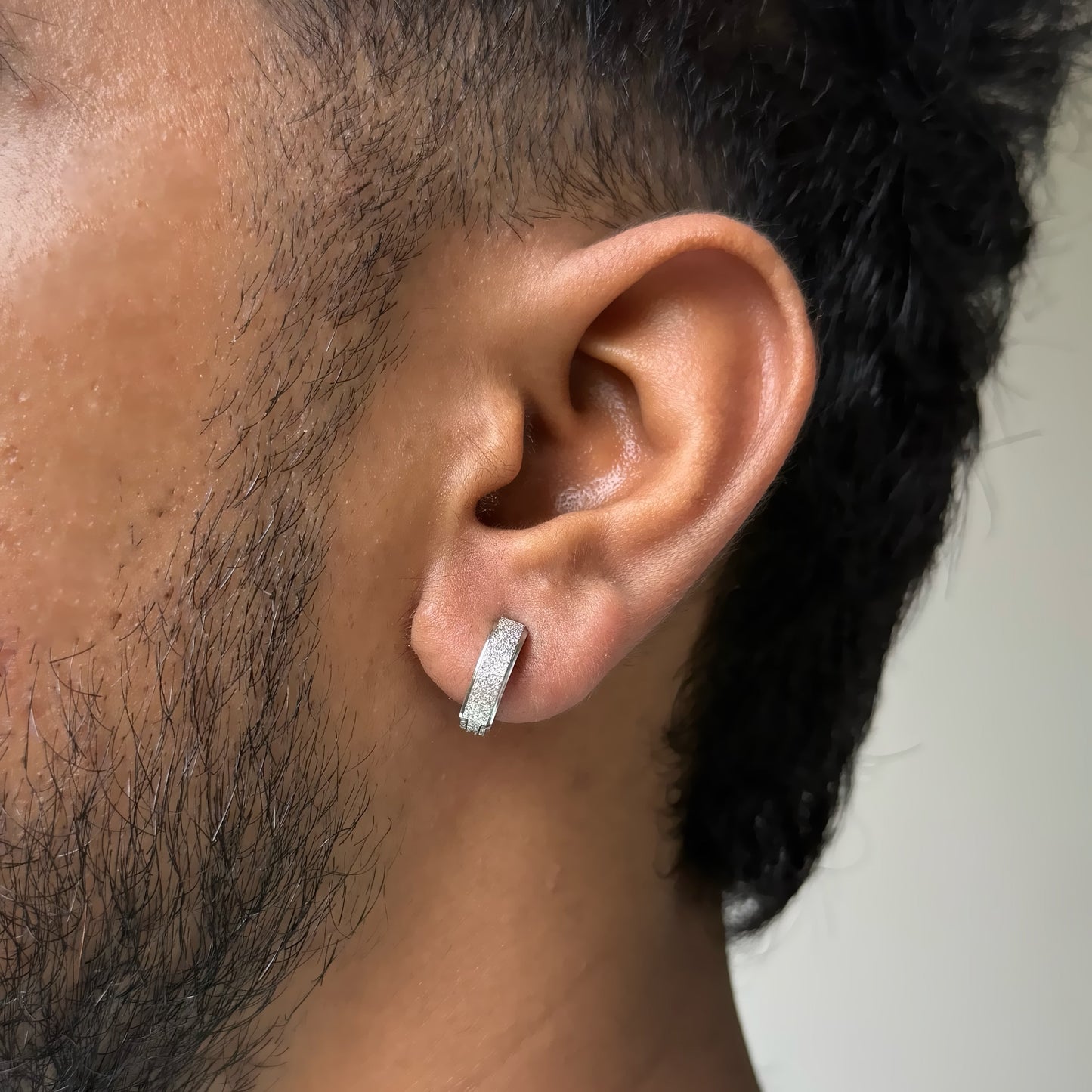 FROSTED PRESSING HOOP/ CUFF (SILVER NON - PIERCED)