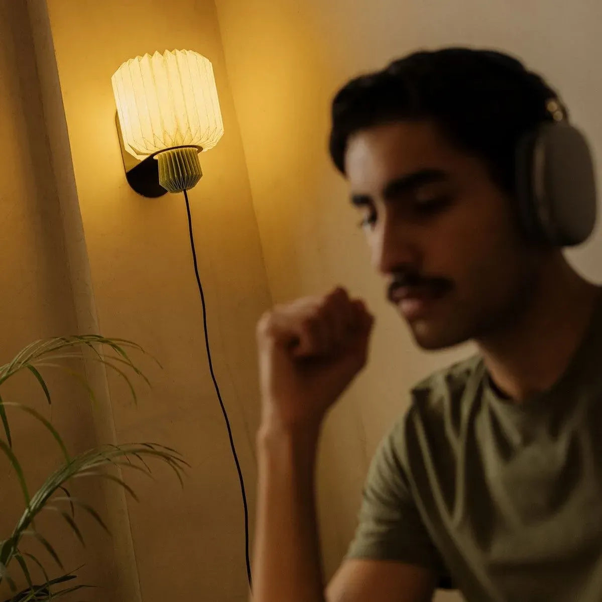 Lumi Fold Sconce Linen Wall Lamp