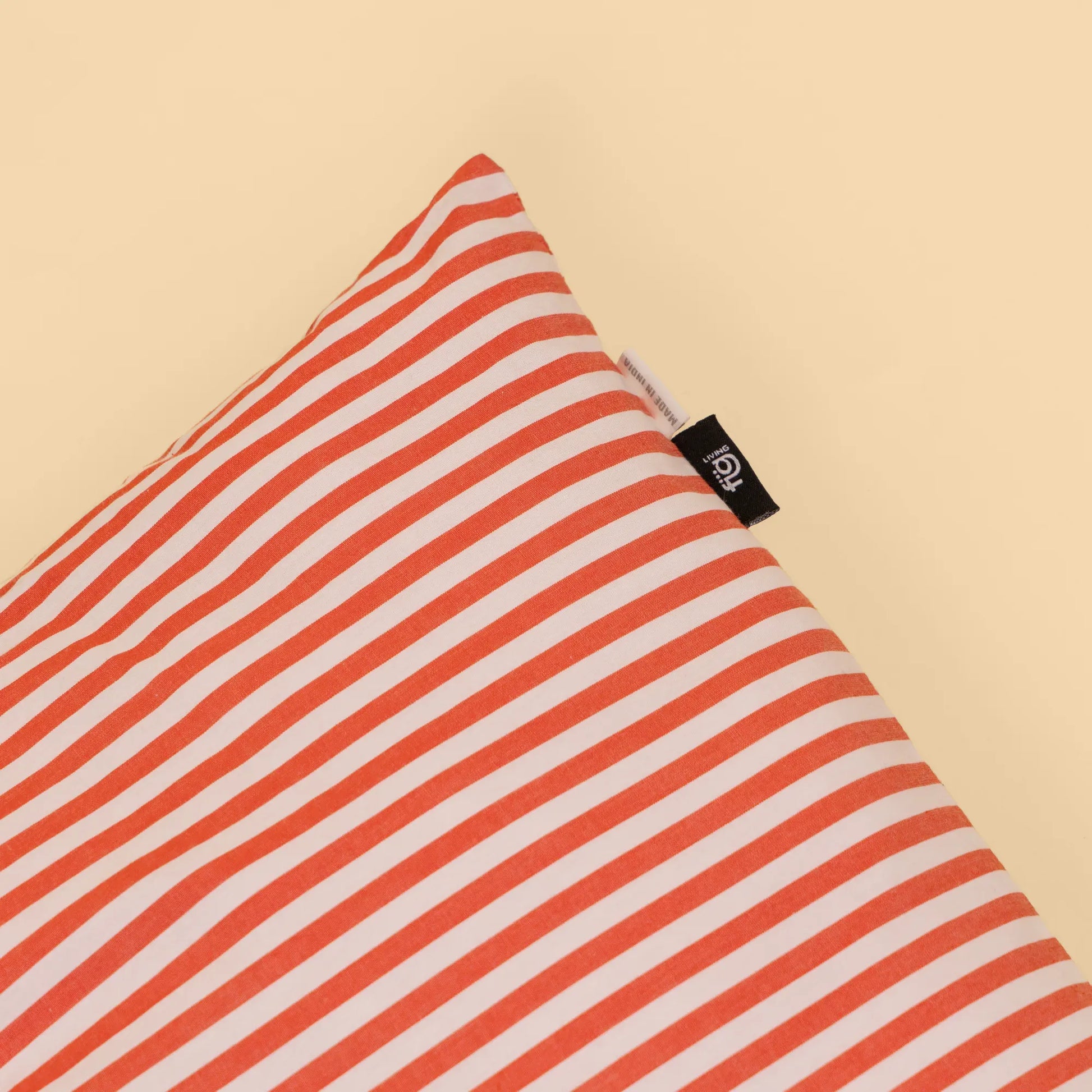 Bow Cushion
