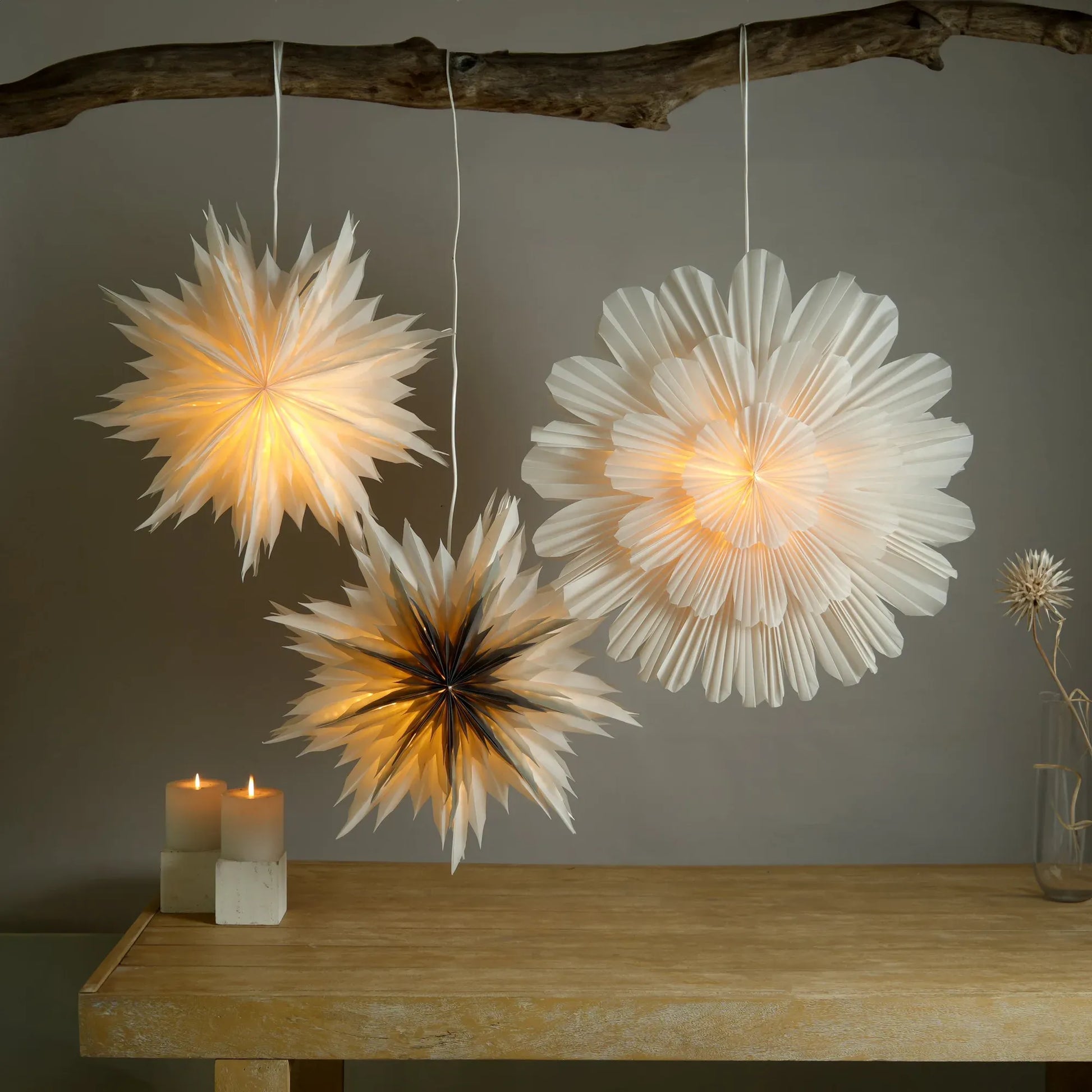 Frill Flower Star Hanging Lamp
