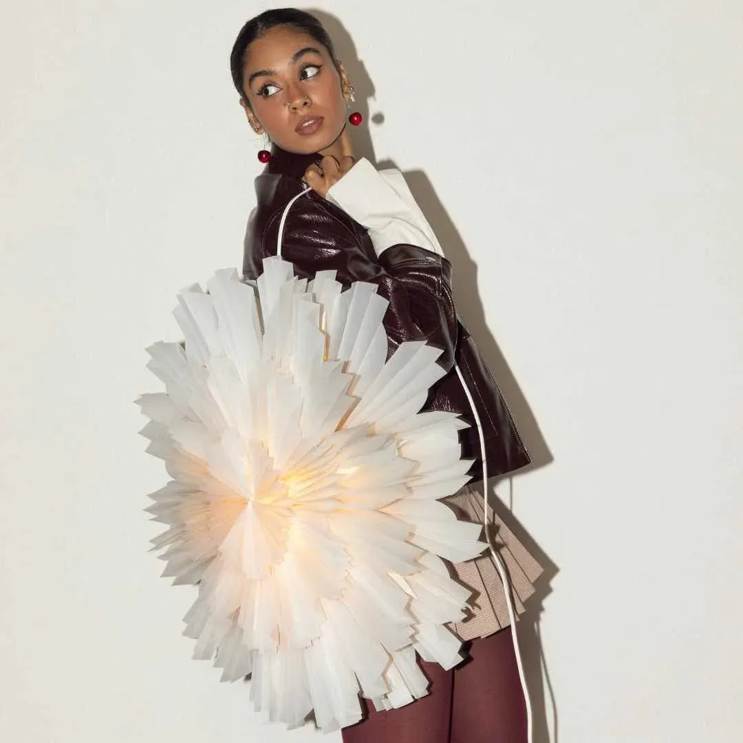 Frill Flower Star Hanging Lamp