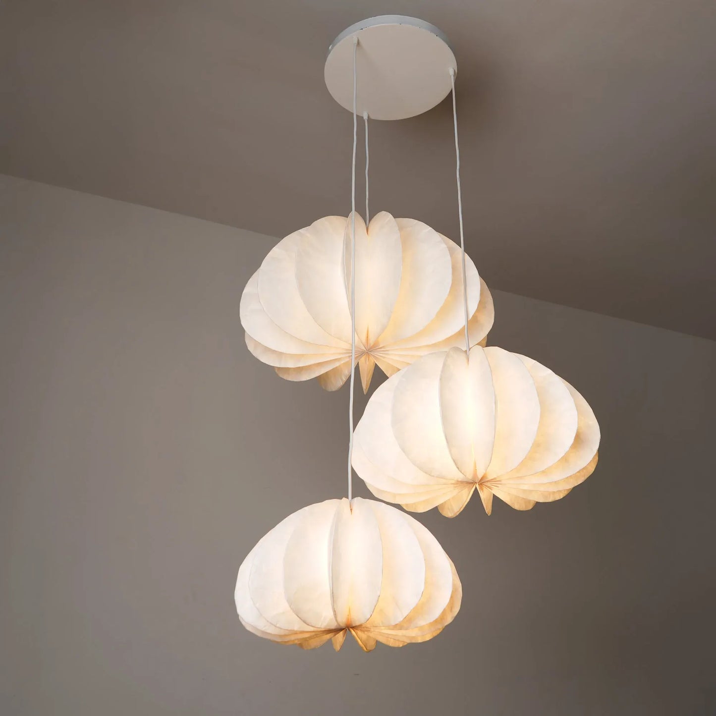 Daisy Cluster Hanging 3 Pendant Lights