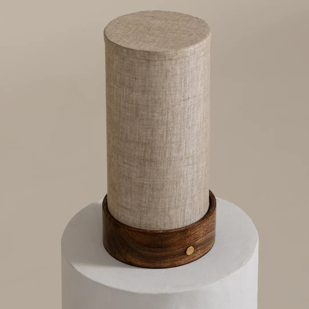Magnus Touch Table Lamp