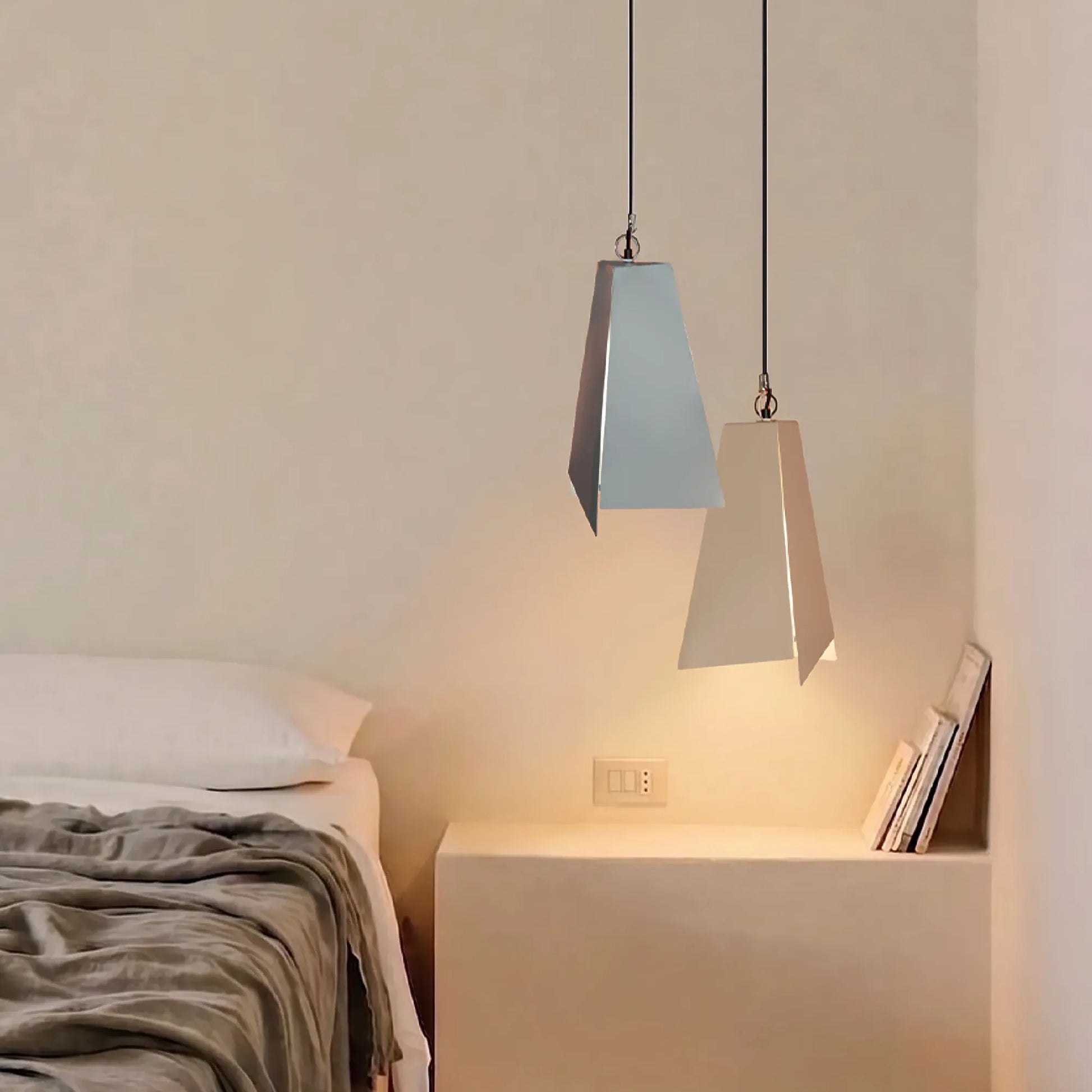 Fold Delta Pendant Lamp