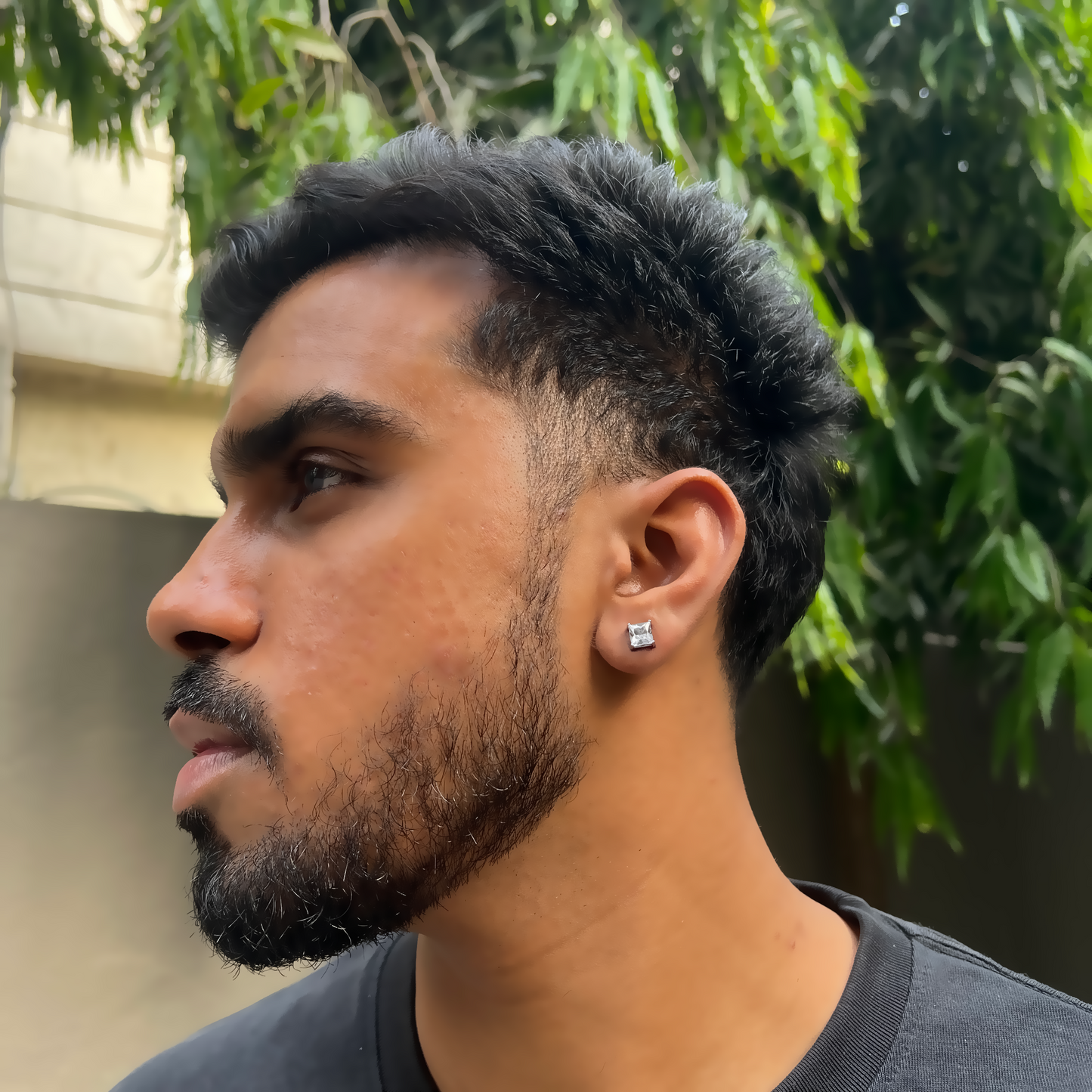 SQUARE STUD - (MAGNETIC NON-PIERCED)