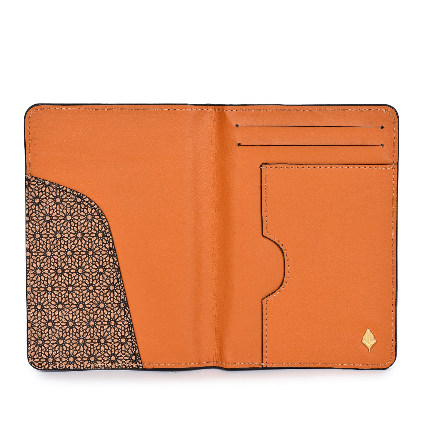 Sustainable Vegan Leather Passport Holder - Tan