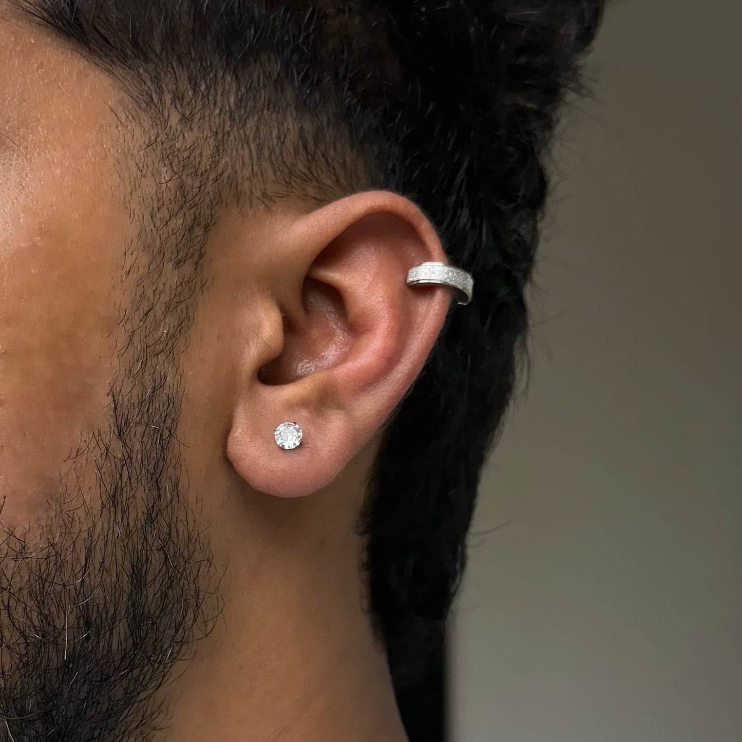 FROSTED PRESSING HOOP/ CUFF (SILVER NON - PIERCED)