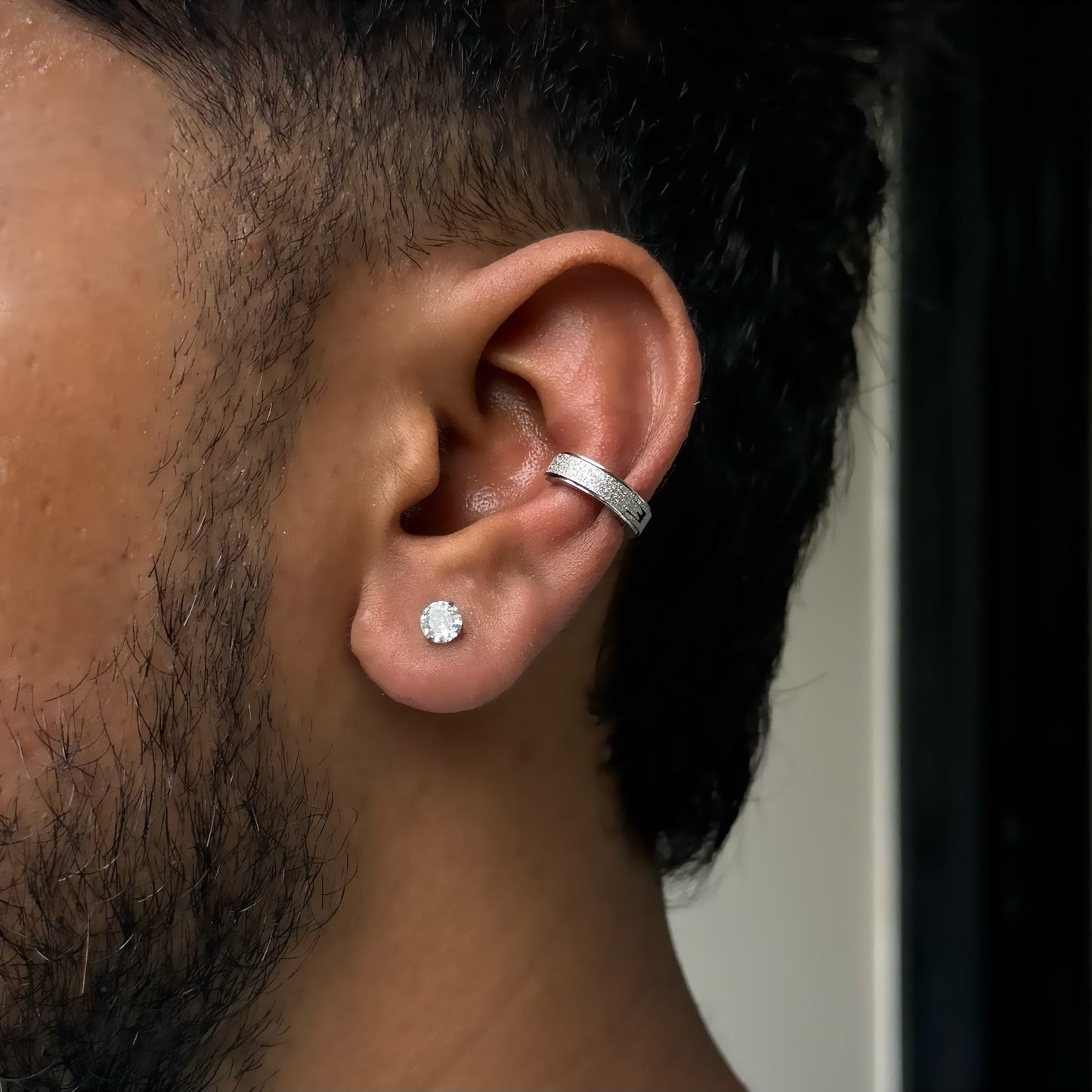 FROSTED PRESSING HOOP/ CUFF (SILVER NON - PIERCED)