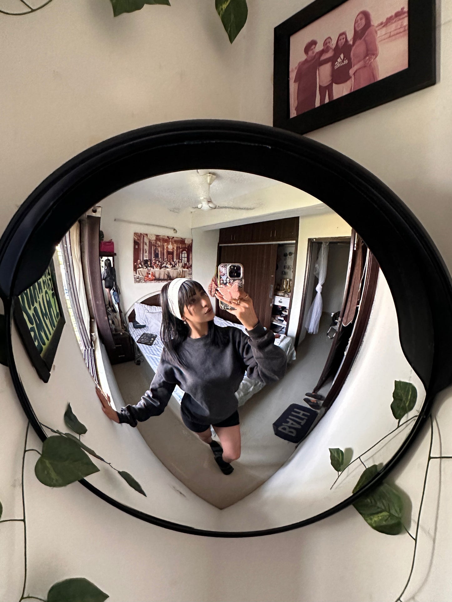 AESTHETIC TRAFFIC MIRROR