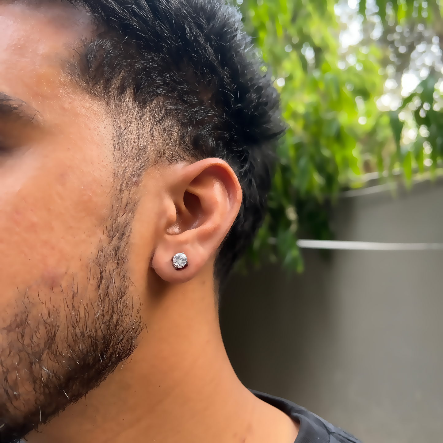 ROUND STUD - (MAGNETIC NON-PIERCED)