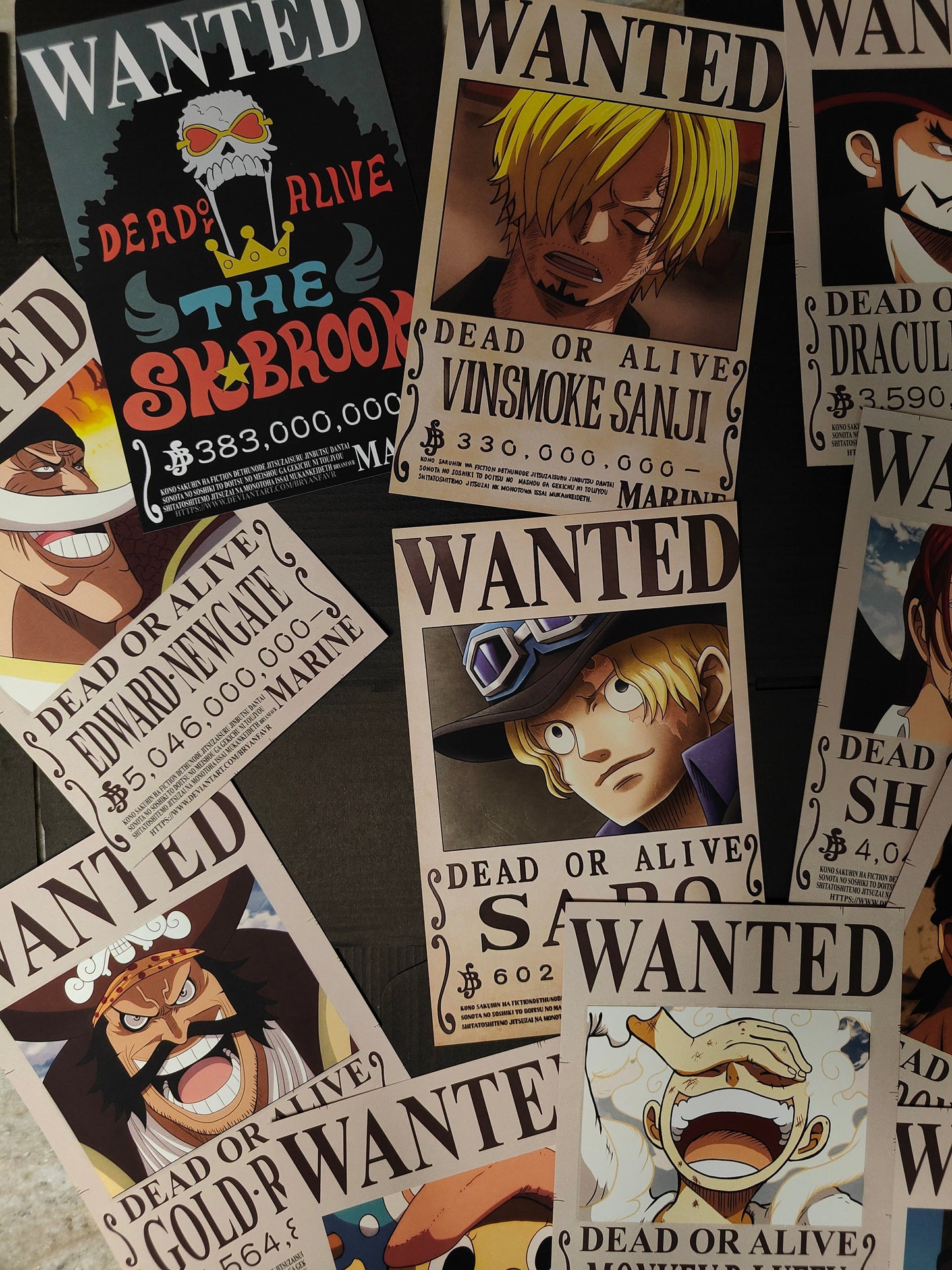 ONE PIECE WANTED POSTERS - WALL COLLAGE POSTERS