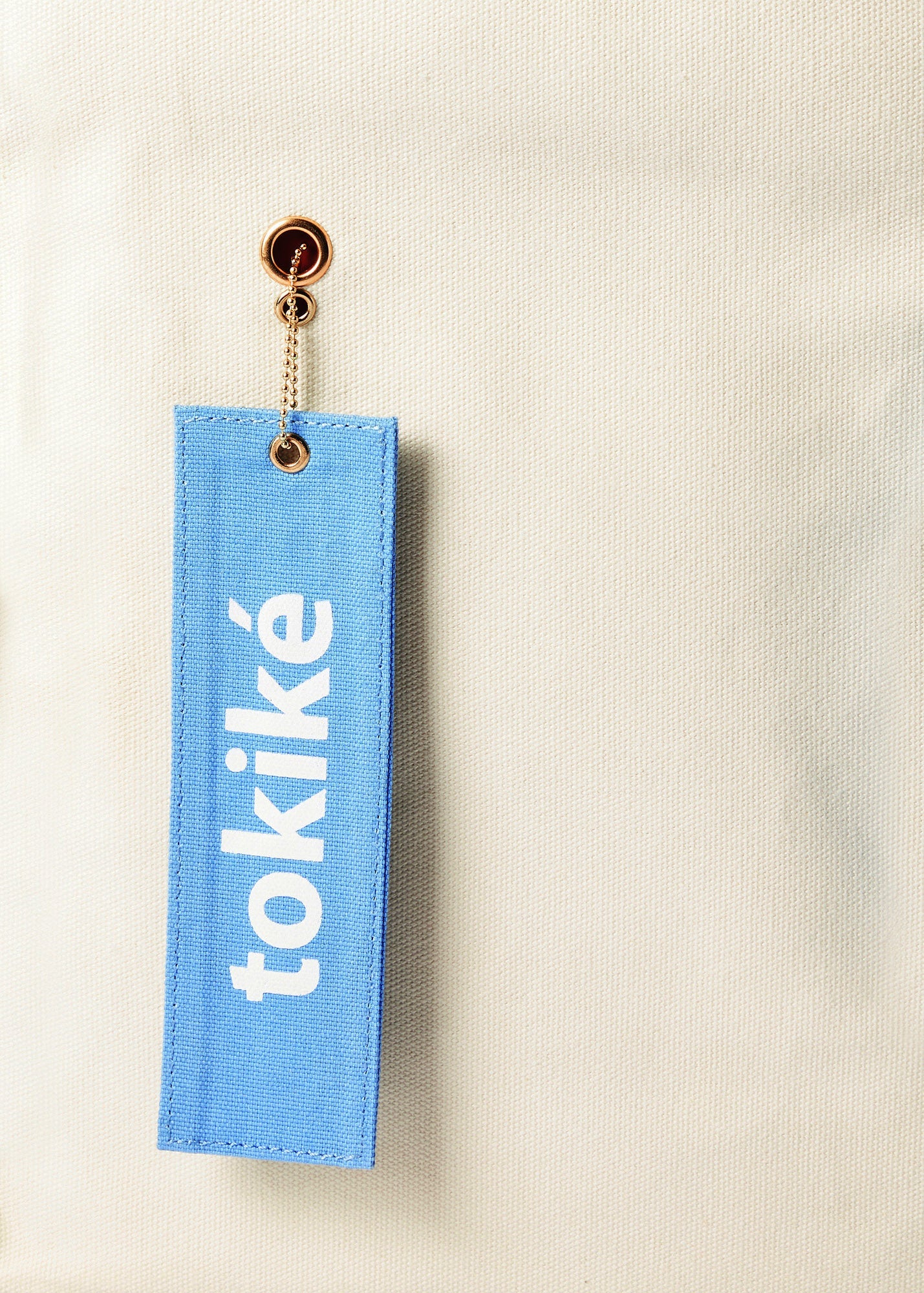 PERRY (White & Blue)