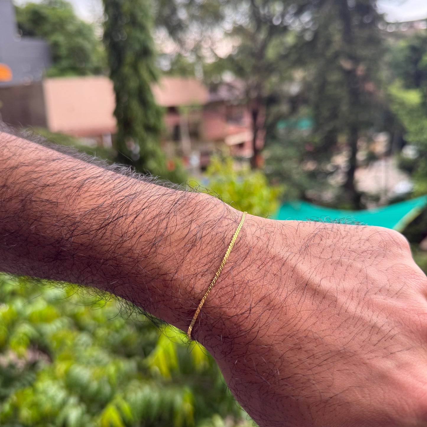 MICRO FLAT TWISTED BRACELET (GOLD)