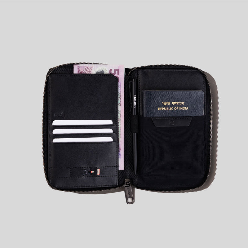 Scaters Passport Zip Wallet | Black