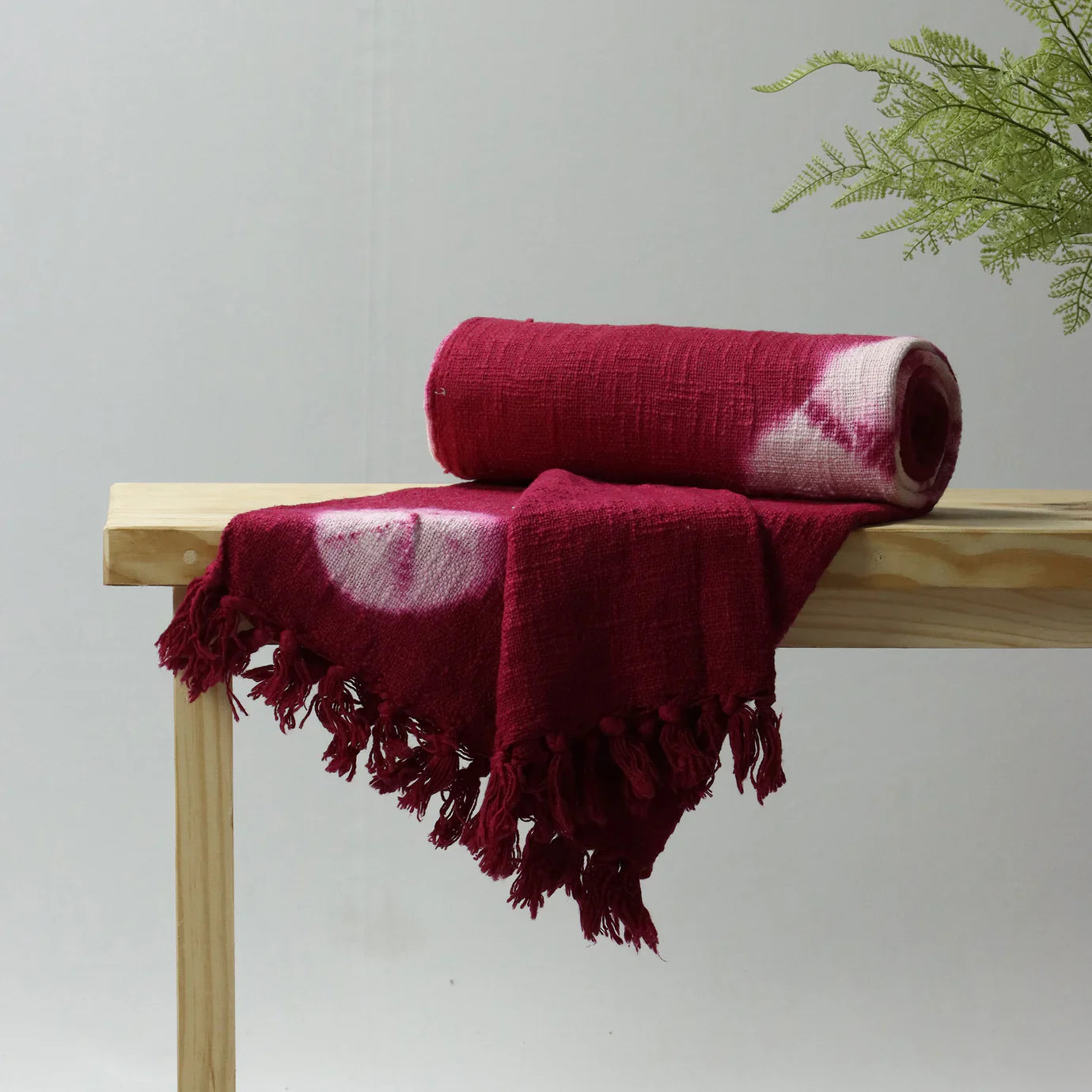 Rang-e-Gulabi – Tie Dye Throw