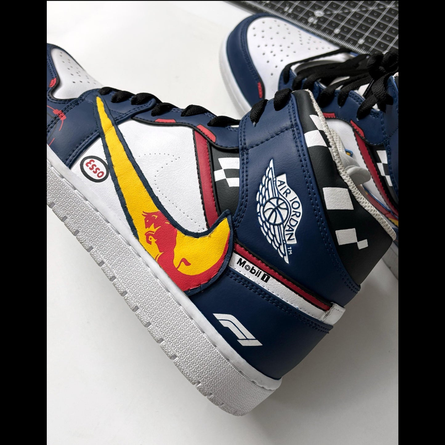RedBull Racing RB18 // Nike Air Jordan 1