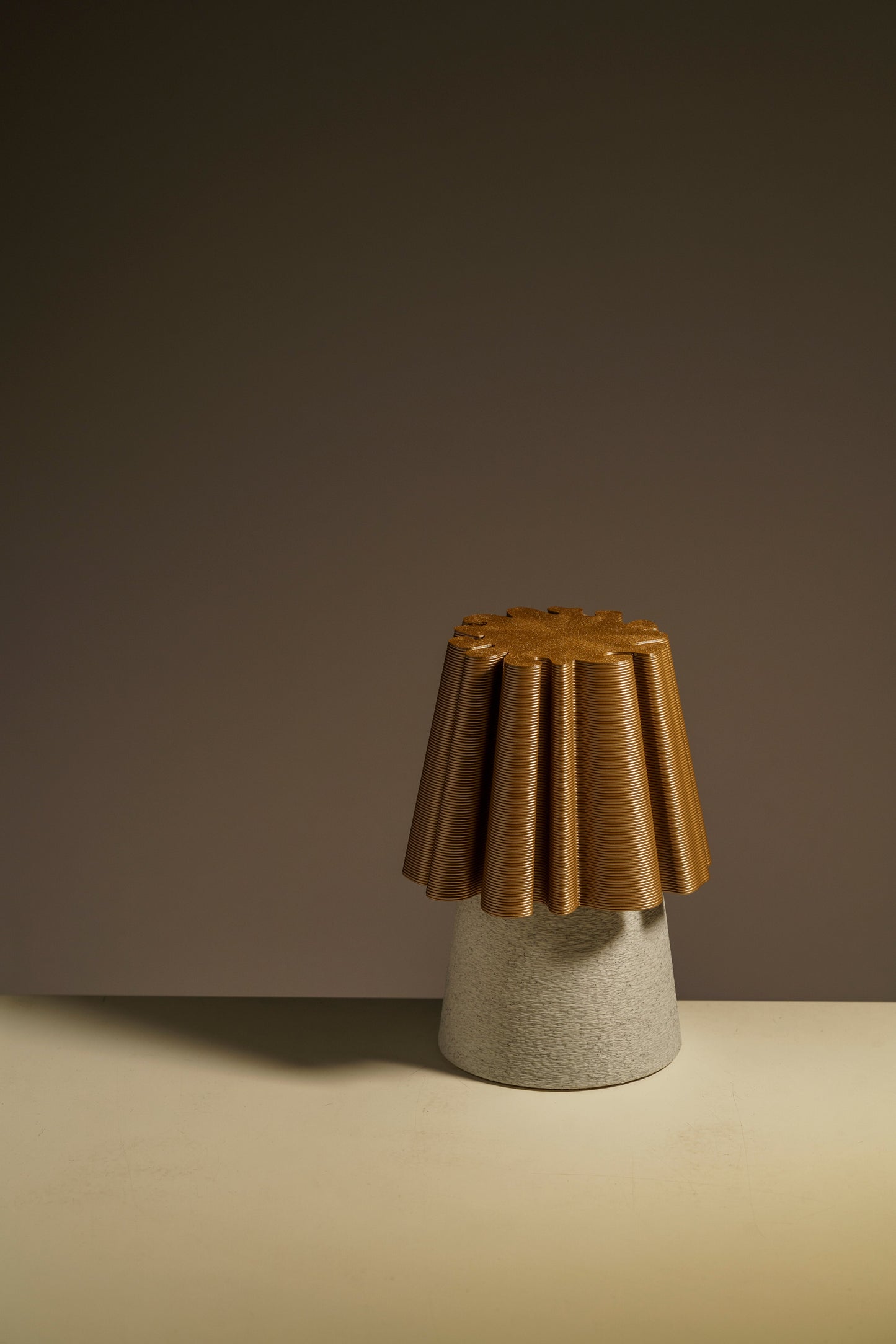 Ruffle Lamp