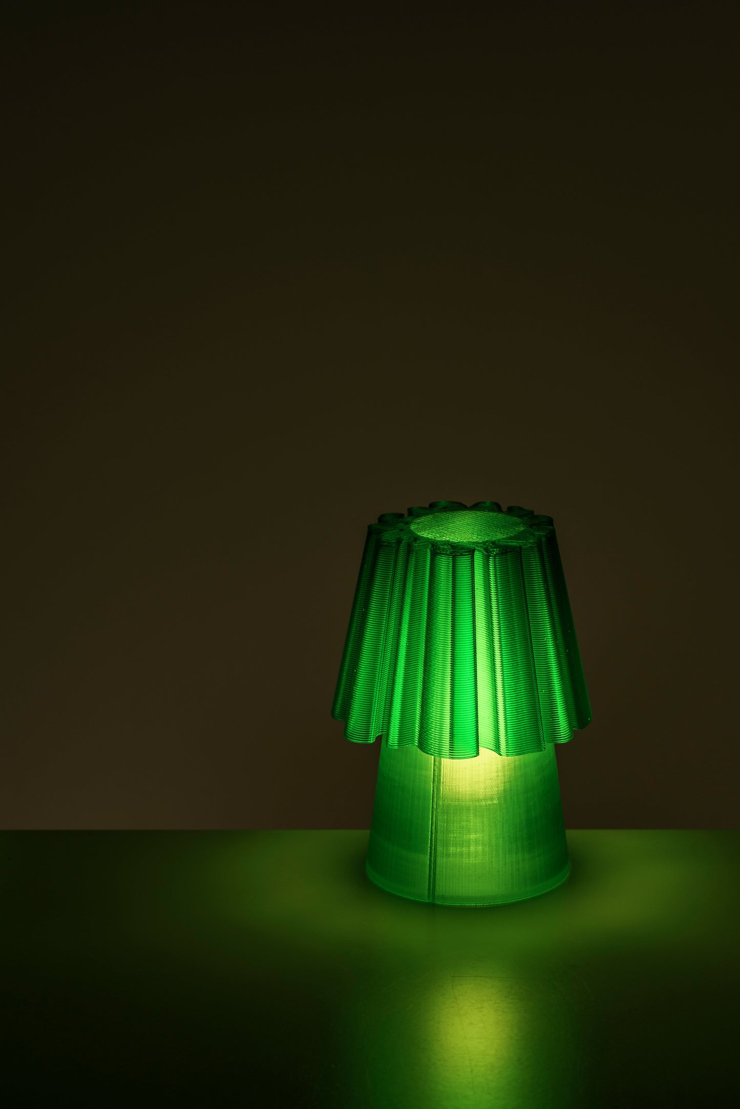 Ruffle Lamp