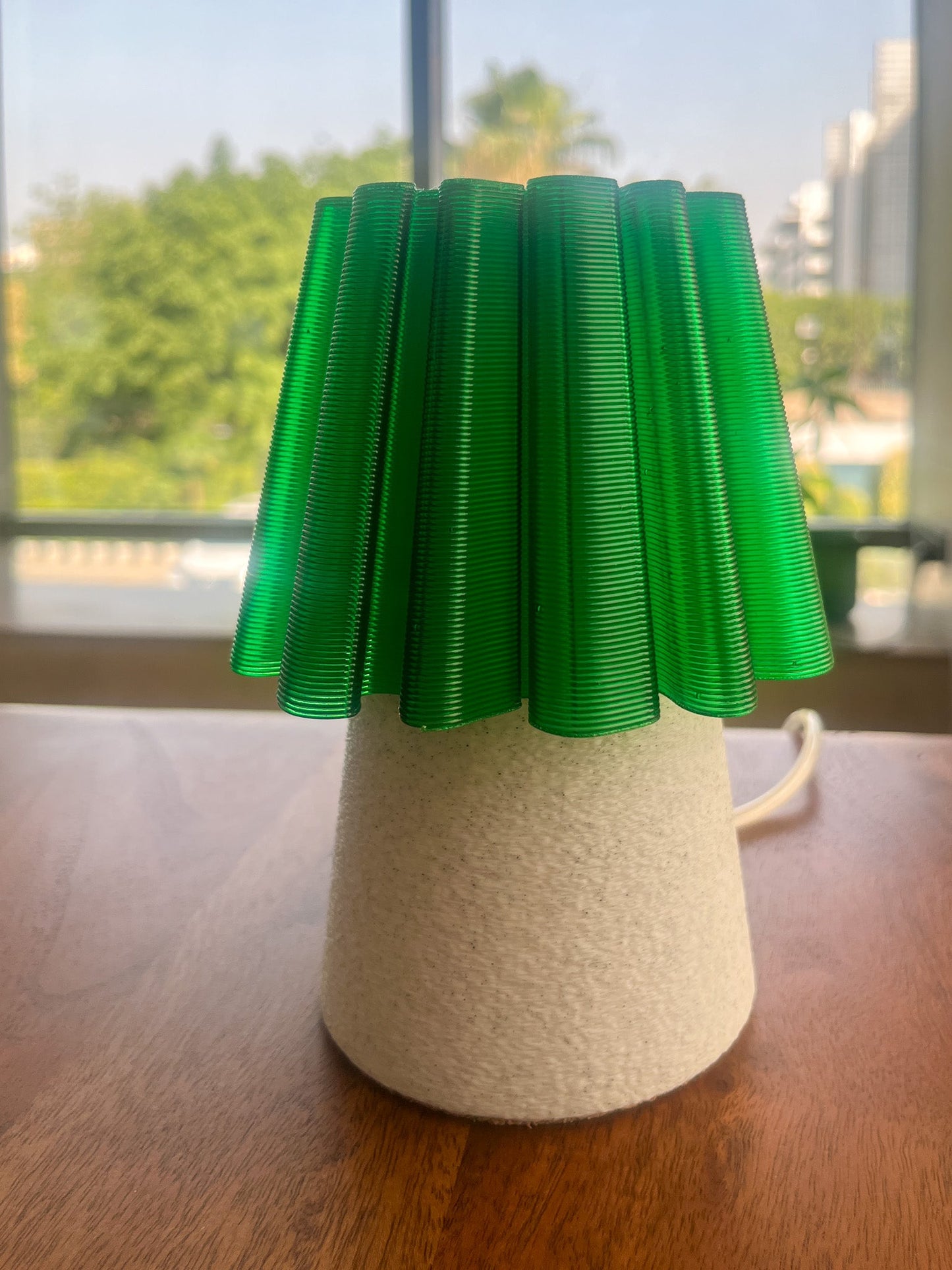 Ruffle Lamp