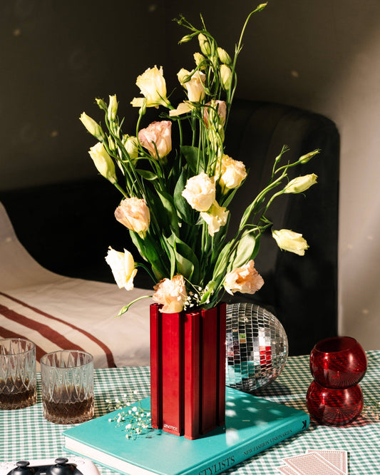 EXTRUSION VASE - RED