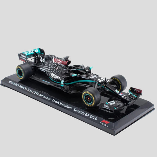 Lewis Hamilton #44 - Mercedes-AMG W11 2020 // 1:24 Scale Model
