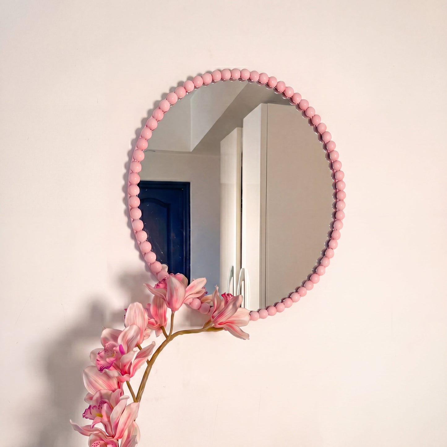 Dotted Mirror